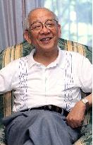 Literary critic Jun Eto commits suicide+